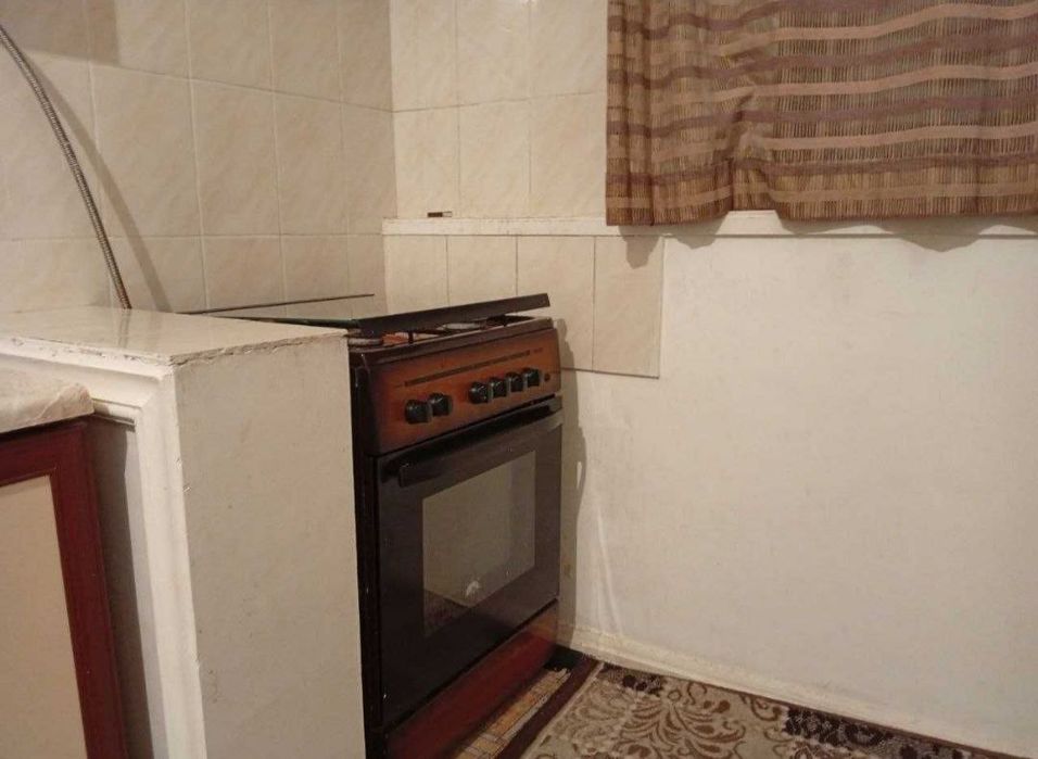 Сергили Турон метро бекати енида 3 хонали КВ.ижарага берилади.