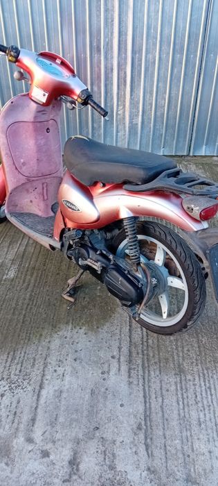 Vând scuter aprilia scarabeo 100cc !