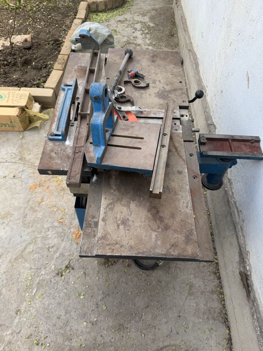 Деревообрабатывающий универсальный станок