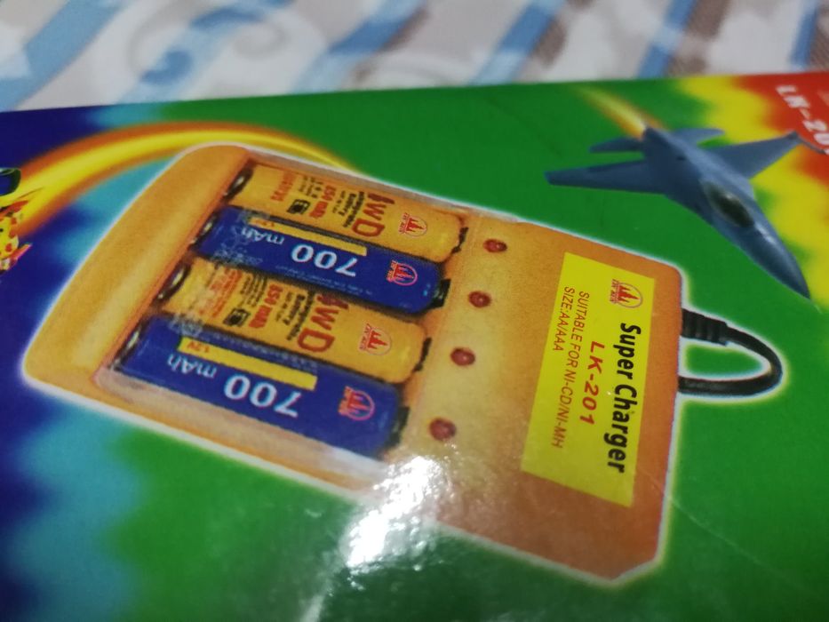 Super încărcător LK 201