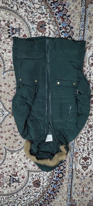 Зимняя женская куртка очень тёплая и лёгкая