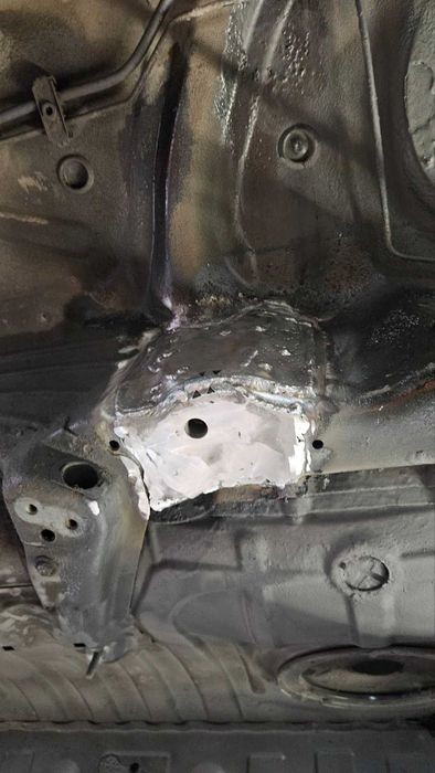 Планки подсилване заден мост BMW E46
