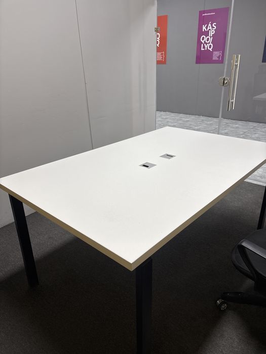 Офисный стол Старый