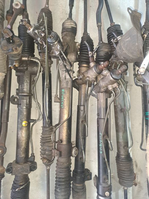 рулевая рейка на  Тайота