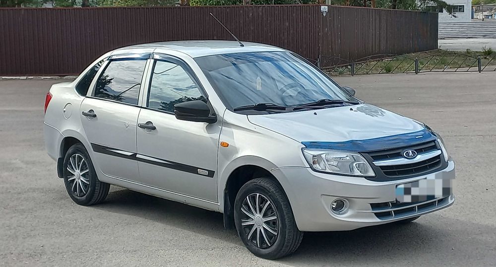 Автомобиль Лада Гранта