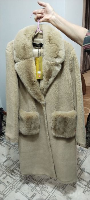 Срочно продается меховая Пальто