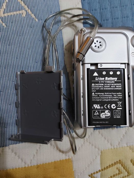 AIRIS цифрова видеокамера MPEG4 с батерия