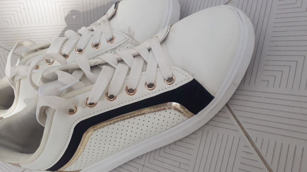 Дамски кецове 39