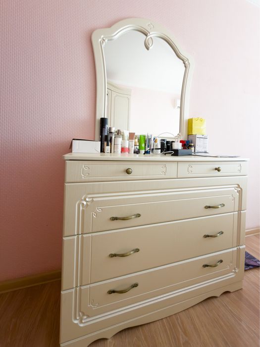 Спальный гарнитур в отличном состоянии, срочно