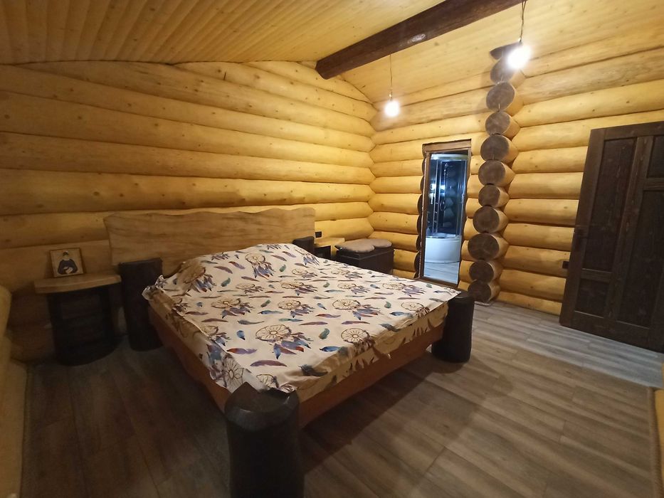 Casă de vacanță din lemn rotund, în Bucovina – comuna  Panaci, Coverca