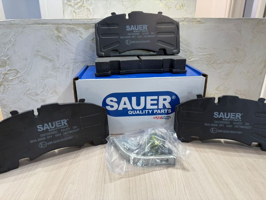 Запчасти на Daf Volvo fh scania Mersedec actros Renault premium MAN