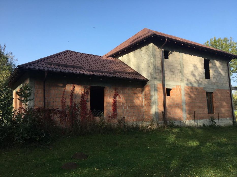 Casă la roșu 192 mp de vânzare – Runcu, Dâmbovița