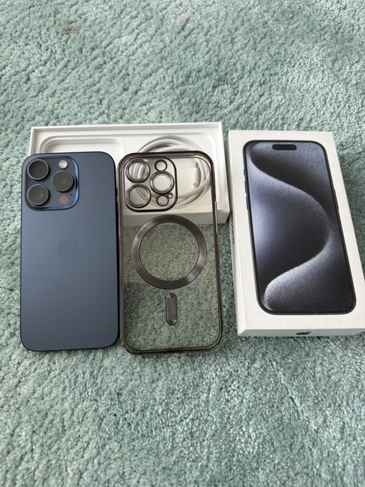 Iphone 15 pro.  Impecabil