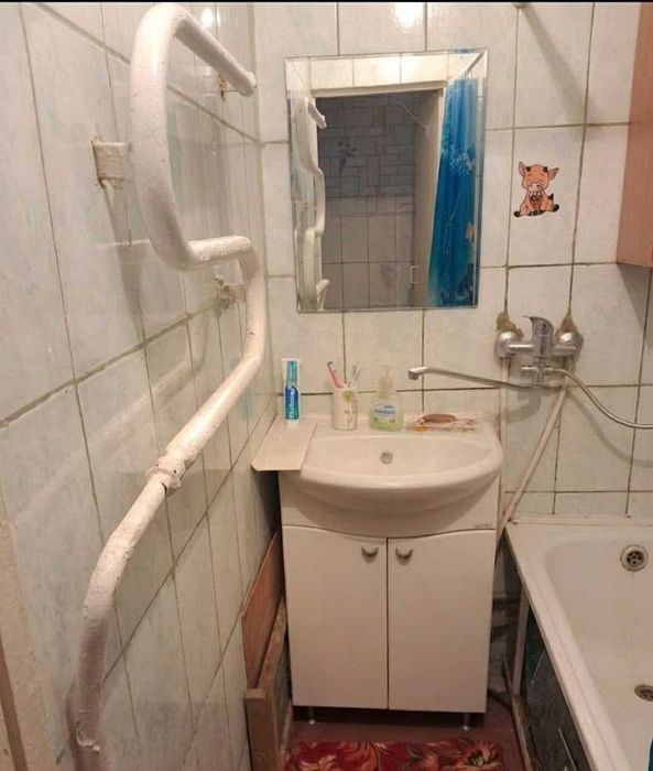 продам 2хкомнатную квартиру