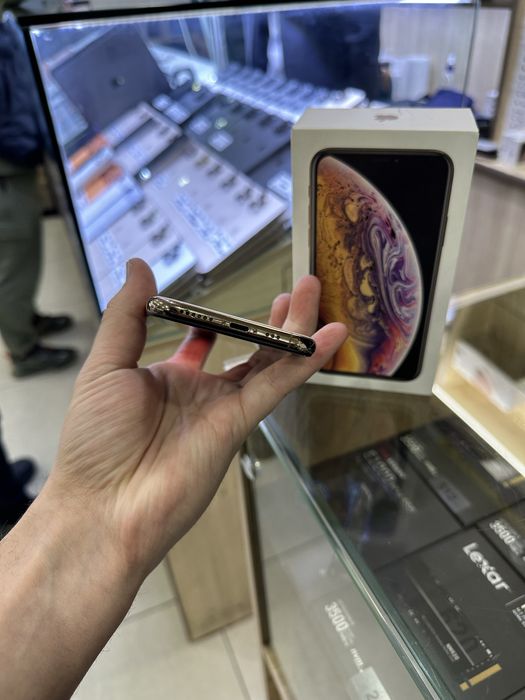 iphone XS 256 gb 140$