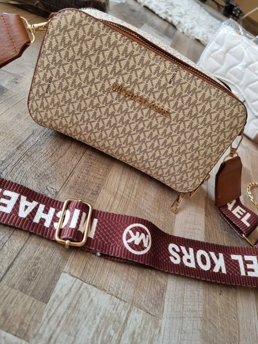 Малки дамски чанти