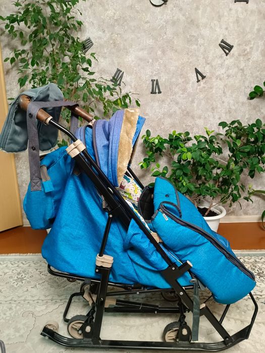 Продам срочно сани-коляску