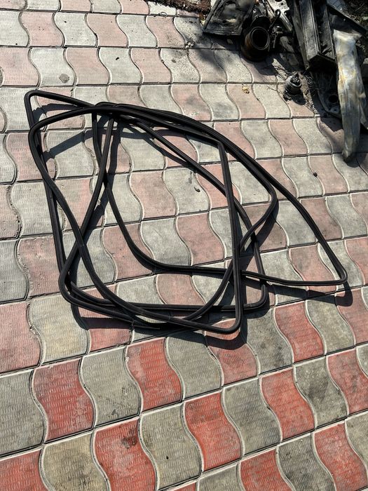 Запчасти на BMW E38