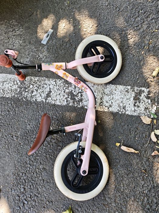 Bicicleta fara pedale Runride roz-bej