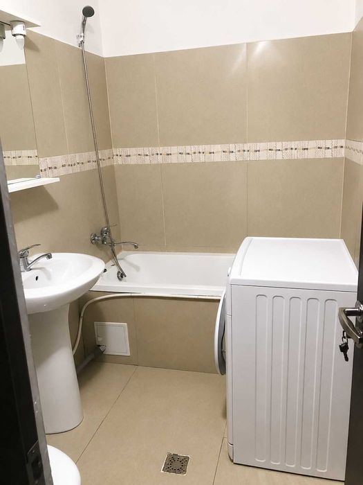 Proprietar vând apartament | 2 camere 50 mp | Centrală + Parcare | Sector 4-Aleea Reșița