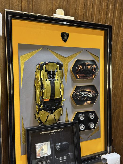 Картина с лошадями, машинами есть много вариантов по доступной цене