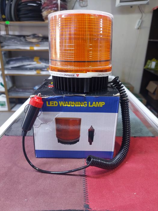 Проблесковые маяки Синий,Жёлтый.