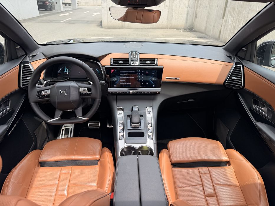 DS7 CrossBack OPERA Plug-in Hybrid/ Ventilate incalzite masaj/Focal/Led/ Camere/ 4x4