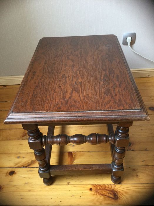 Холна масичка дървена