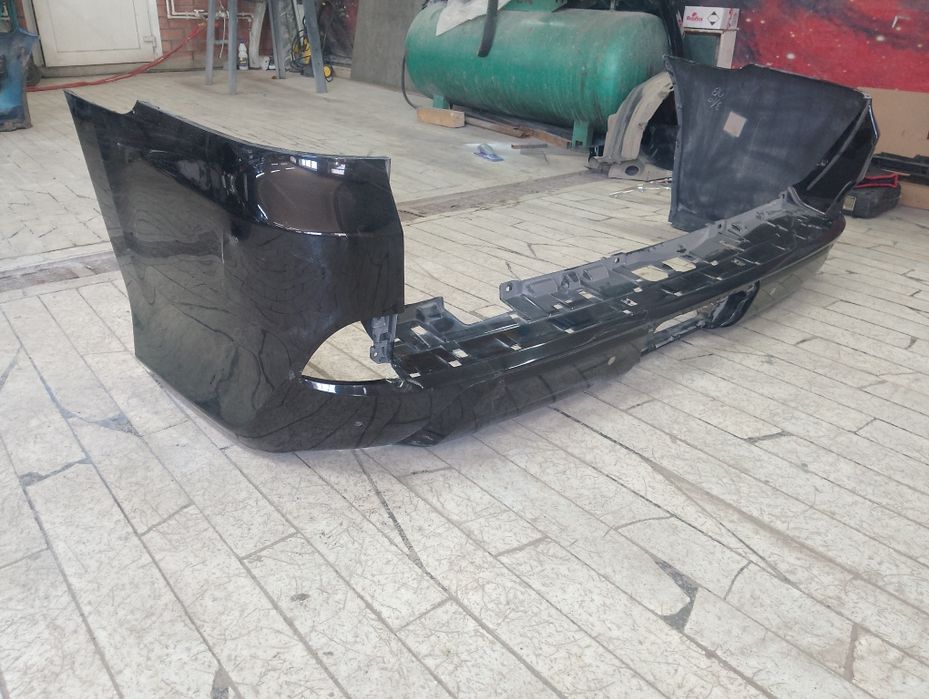 Бампер задний 200 Тойота