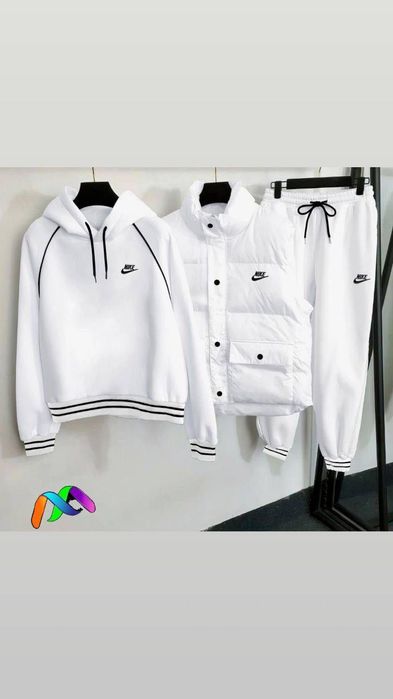 Set 3 piese Nike, Aduc pe comanda. Marimi S M L XL XXL