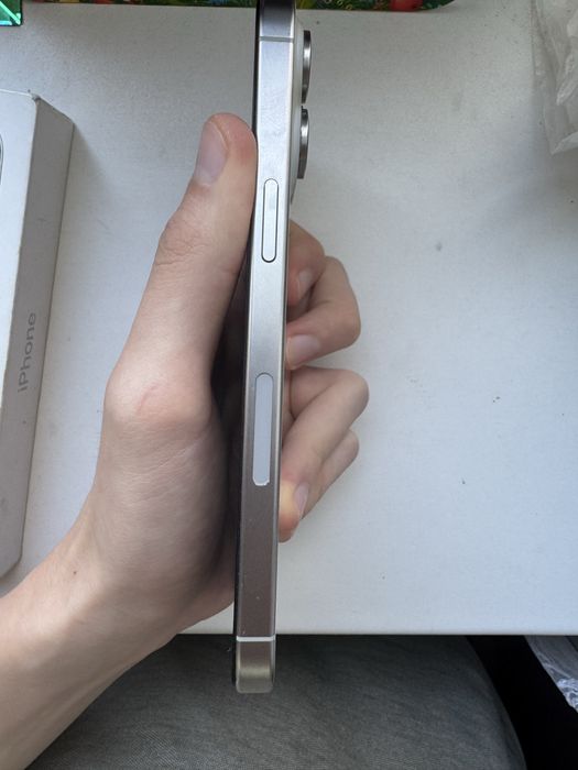 Iphone 15 pro max 256 88%