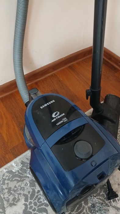 Продам пылесос samsung sc4520