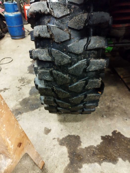 Гуми Maxxis trepador 38.5 / 16