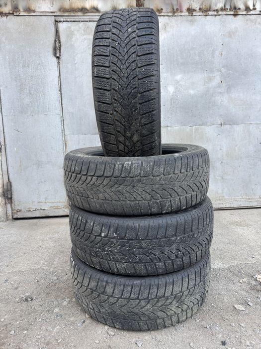 Продам комплект зимней резины