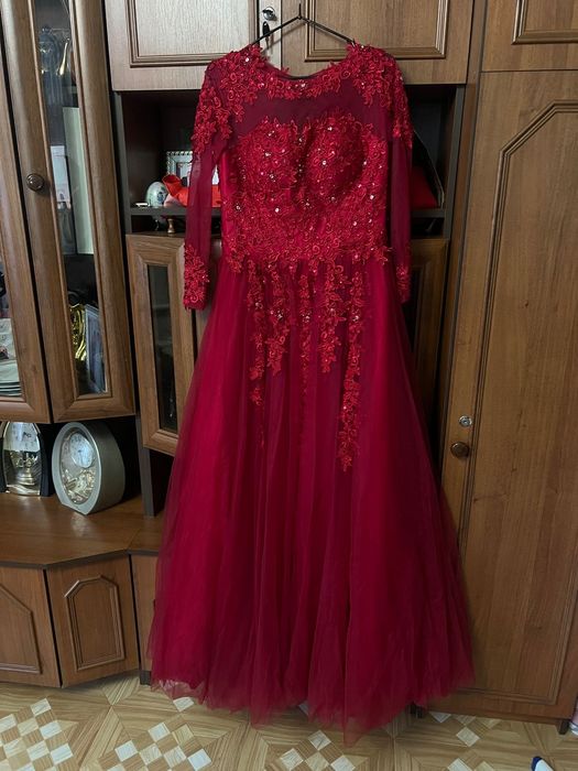 Вечернее платье,