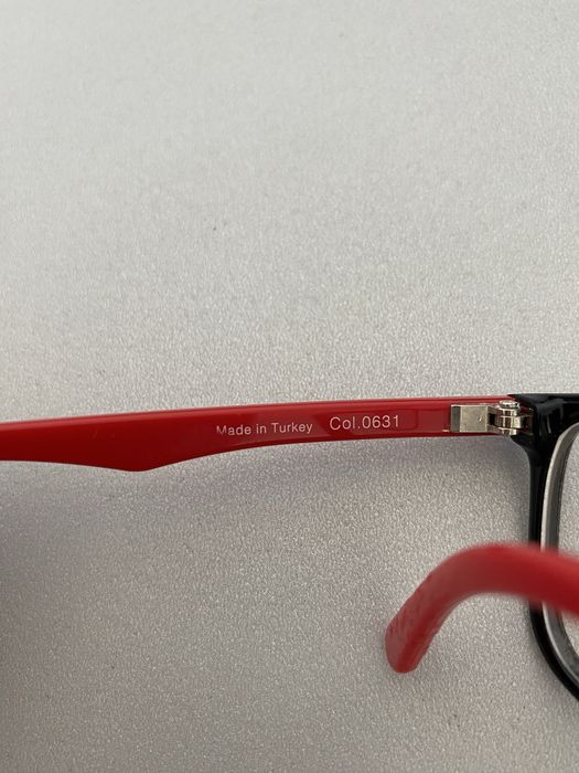 Продам детский оправа diverso