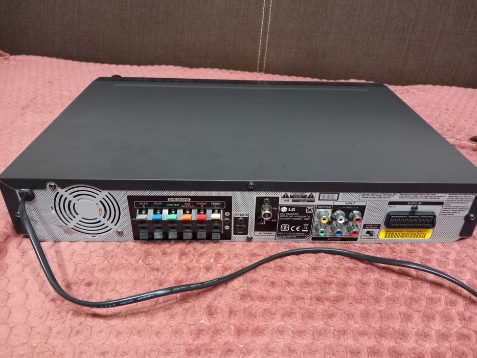 LG TH502  theatre 5.1 receiver amplituner amplificator subwoofer