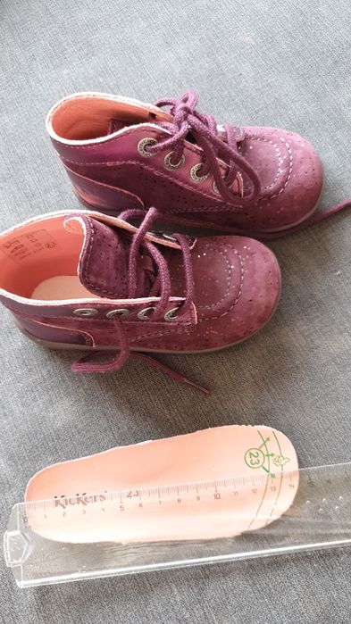 Ghetute piele, marimea 23