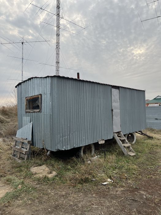 вагончик на колесах