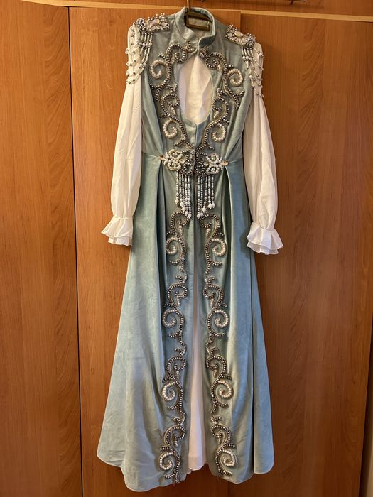 Платье на узату той