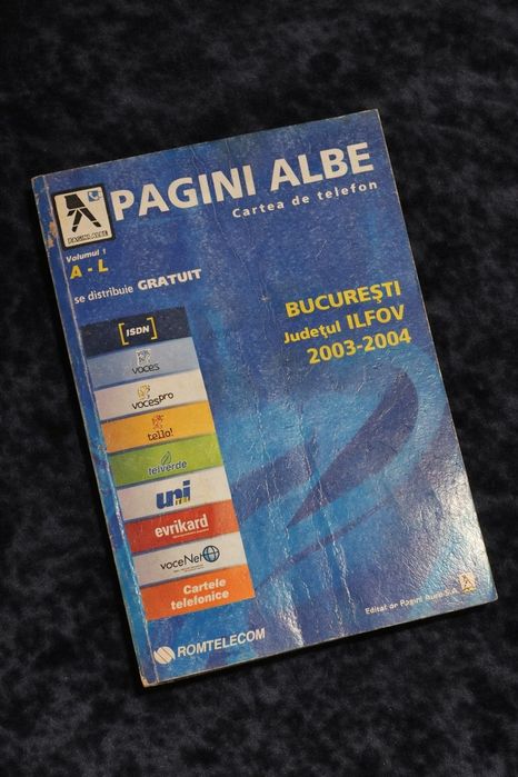Carti  Pagini Albe / Pagini Aurii