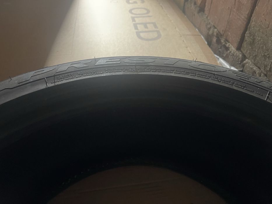 Две летни гуми Debica 225/45 R17, като нови