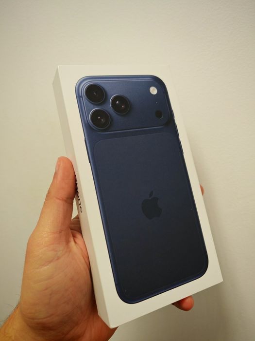 iPhone 17 Pro Max 256GB Blue Нов Неразпечатан Гаранция