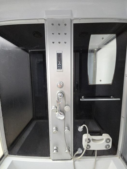 Душевая кабина б/у 150×85см