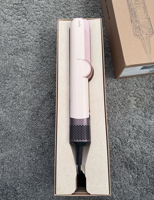 Dyson airstrait roz
