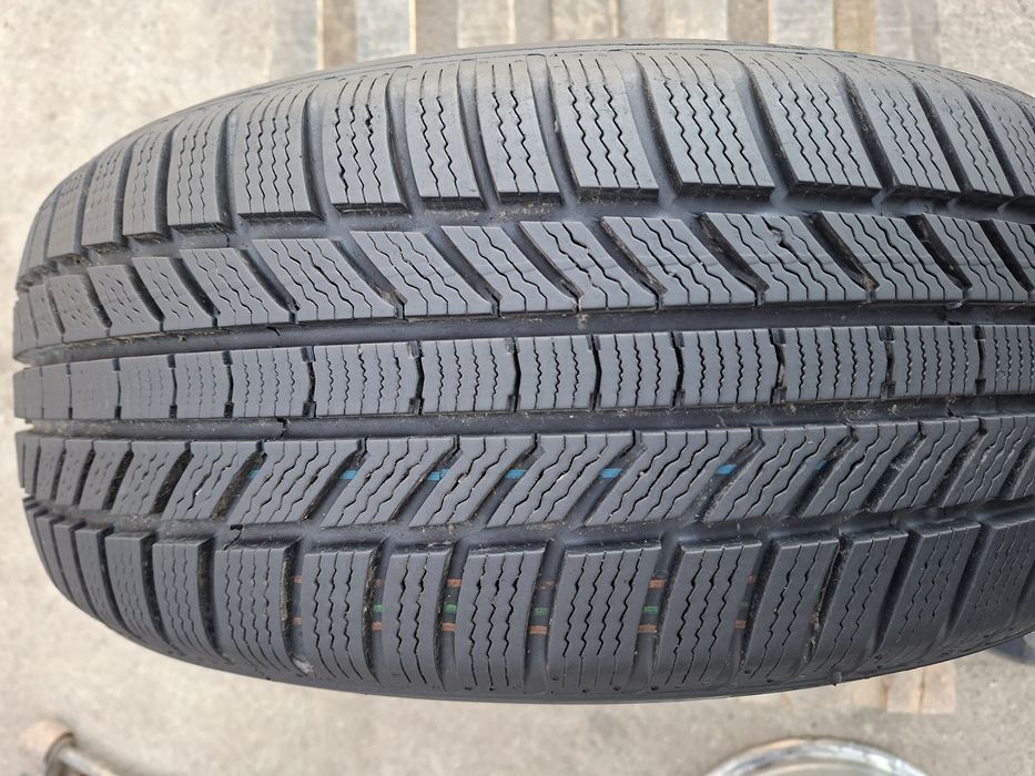 1бр. Почти Нова 225 55 17 Continental