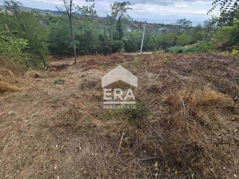 Парцел с морска панорама в м-ст Горна Трака град Варна