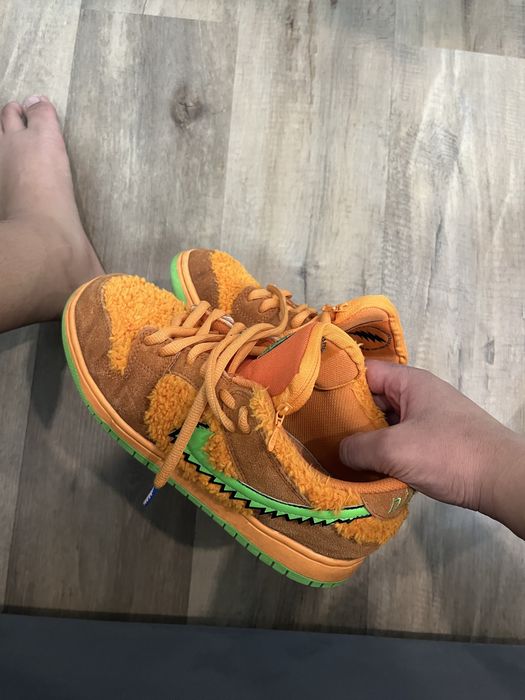 Продам кроссовки