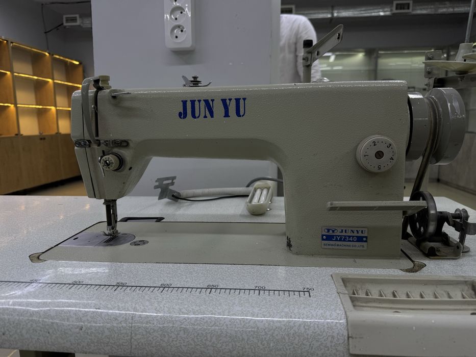 Швейная машинка jun Yu 7340