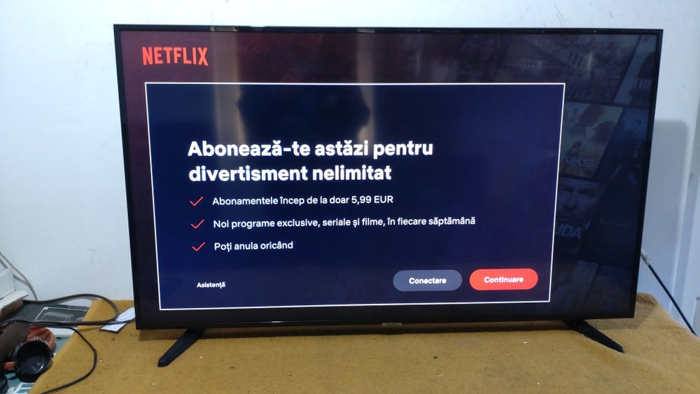 Televizor led ultra subțire 4K UHD Smart Samsung 130 cm WiFi